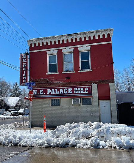 NE Palace, Minneapolis