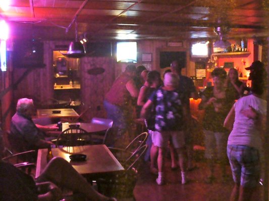 Long Creek Saloon, Bethany