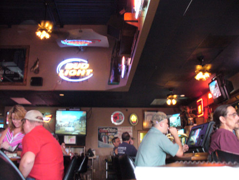 Wally's Neighborhood Bar-Grill, Gardner