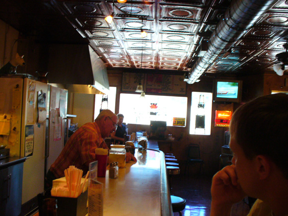 Ron's Bar & Grill, Nebraska City