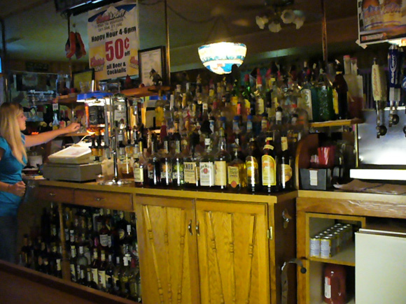 DJ's Bar & Grill, Fremont