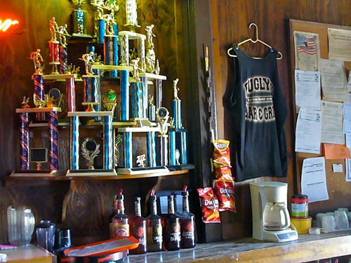 Fugly's Bar & Grill, East Lynne