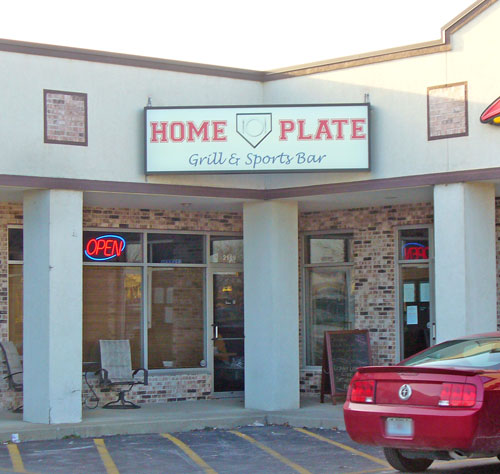 Home Plate Grill & Sports Bar, Pleasant Hill