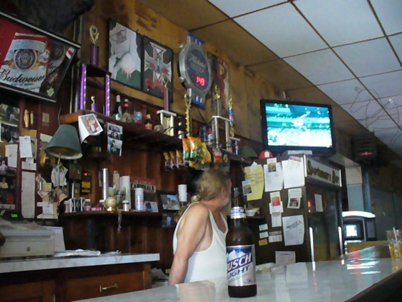 Sportsman's Bar, Chariton