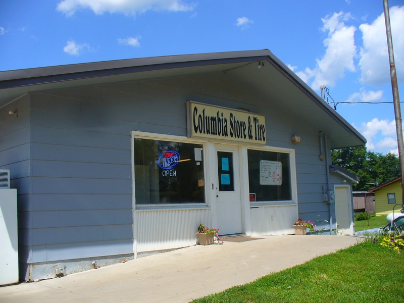 Columbia Store & Tire, Columbia