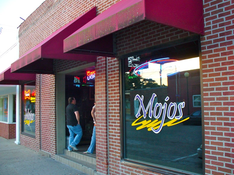 Mojo's, Indianola