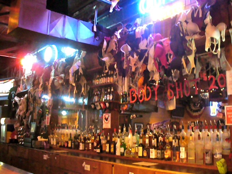 Coyote Ugly Memphis, Memphis