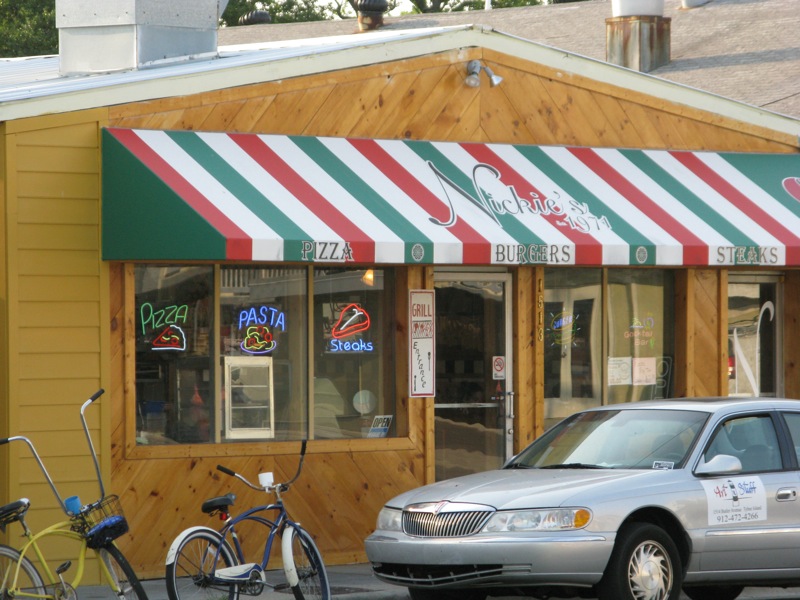 Nickie's 1971 Bar & Grill, Tybee Island