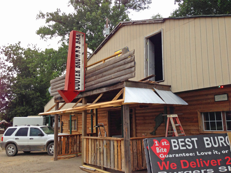 Cooter Brown's Bar & Grill / Bear Foot Burgers & Beer / Bears Lodge 521, Puxico