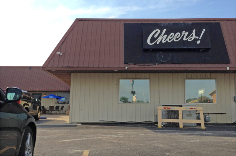 Cheers Bar & Grill, Sikeston