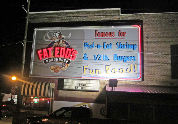Fat Edd's Roadhouse, Metropolis