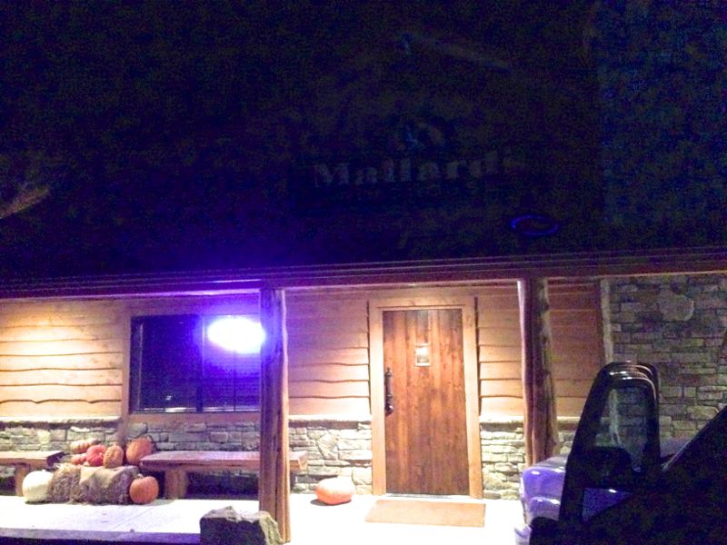 Mallard's Roadhouse, Clinton