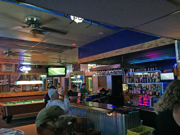 Victoria's Bar, Topeka