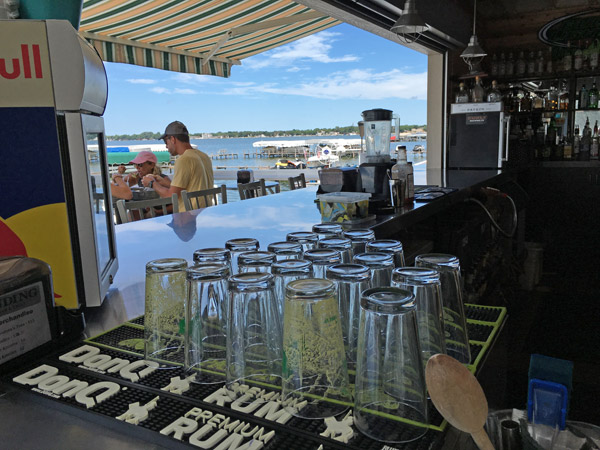 The Landing Patio Bar & Grill, Clear Lake