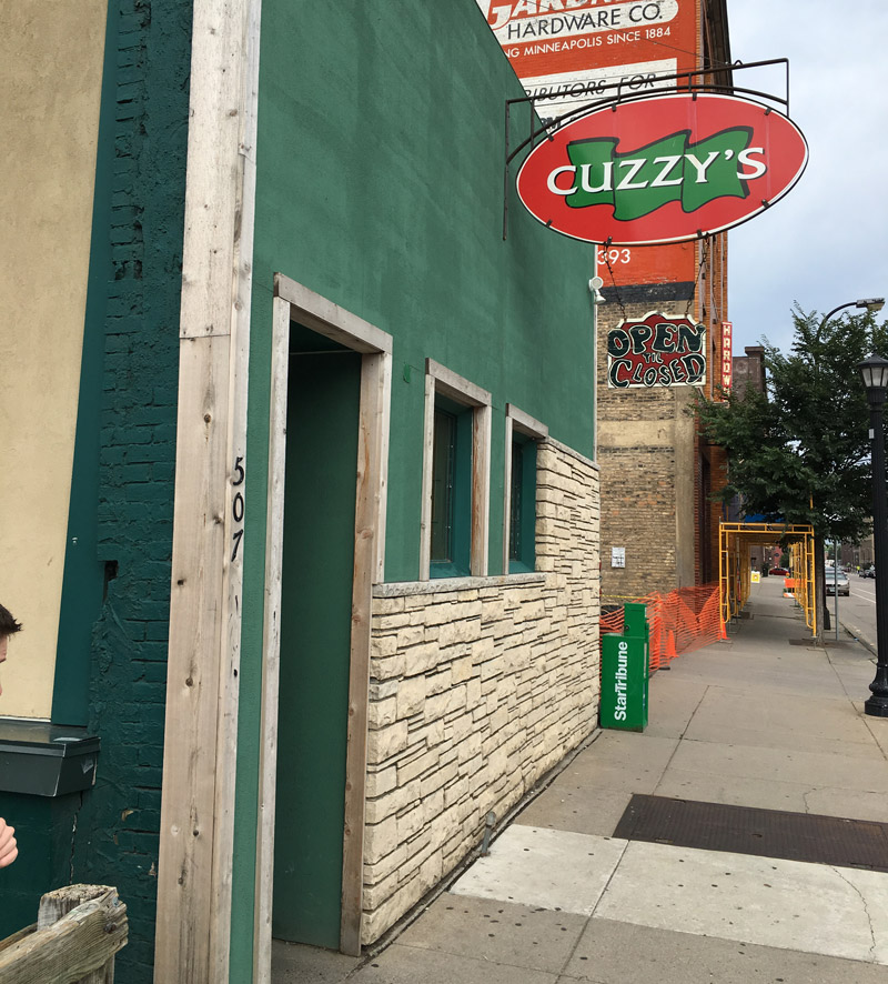 Cuzzy's, Minneapolis