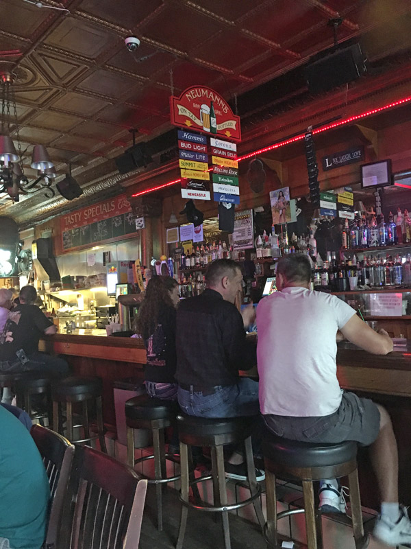 Neumann's Bar, North St. Paul