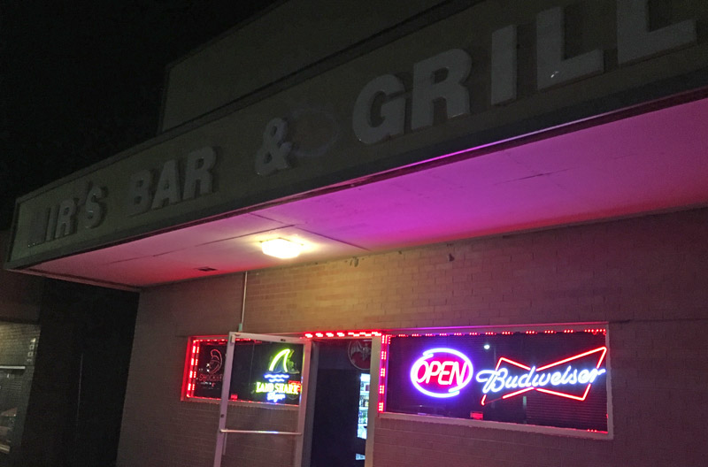 Mir's Bar & Grill and Hookah Lounge, Northmoor