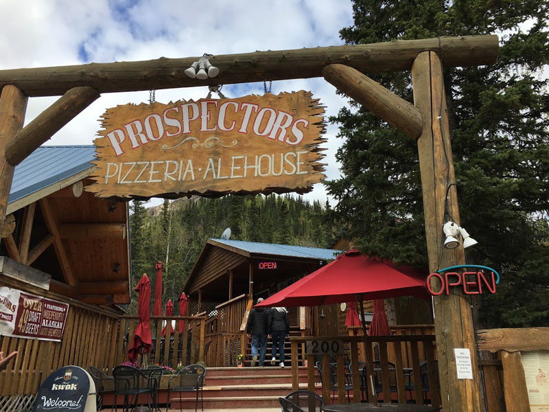 Prospectors Pizzeria & Alehouse, Denali