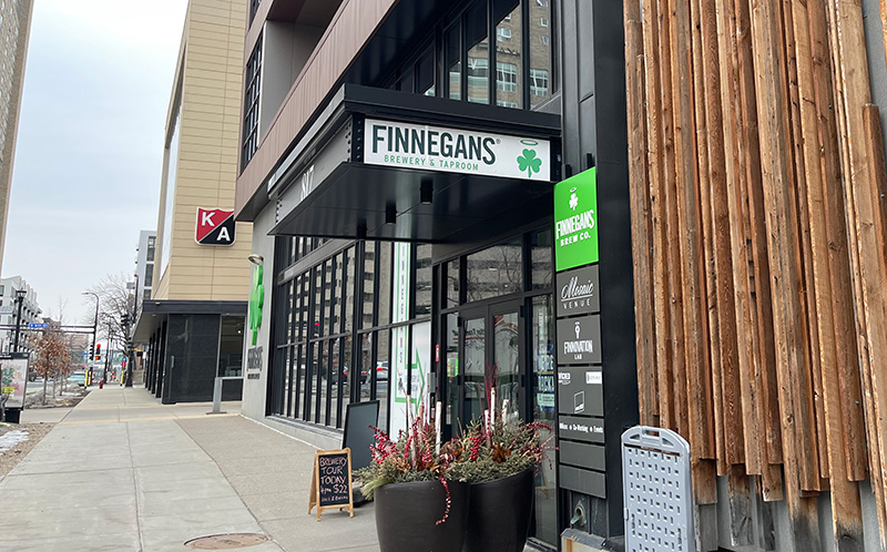 Finnegan's Brewing Company, Minneapolis