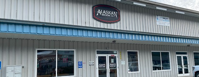 (Lemon Creek, Juneau, AK) Scooter’s 1656th bar, first visited in 2023. I didn’t realize the main tap room closes at 7pm and just barely made it in time to be...