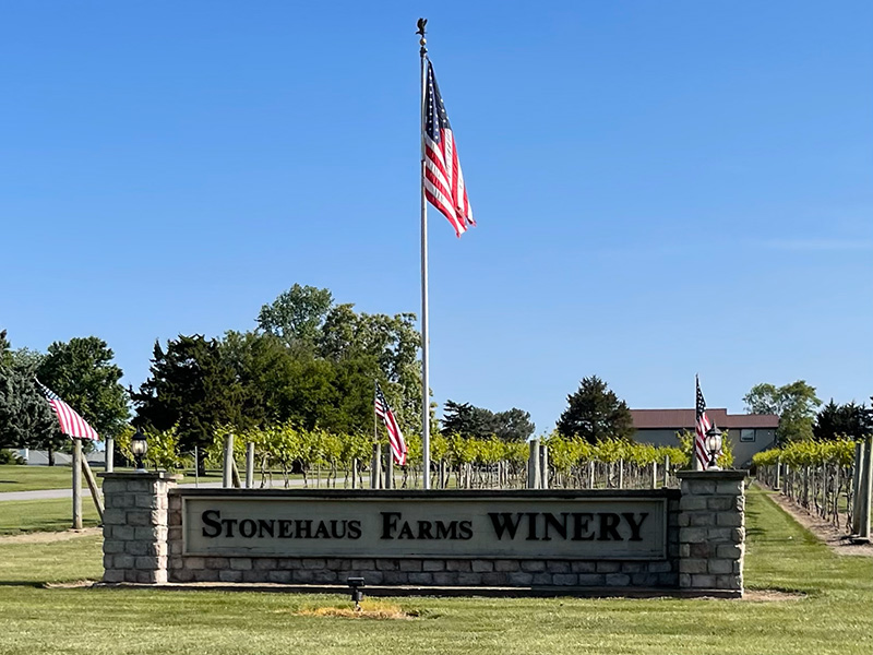 Stonehaus Farms Winery, Lee's Summit