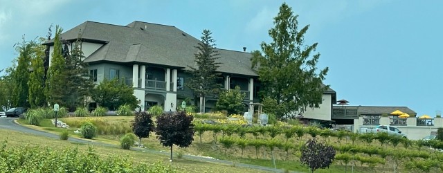 (Old Mission Peninsula, Traverse City, MI) Scooter’s 1667th bar, first visited in 2023. This stunning winery featured viewed of both the West and East Arms of the Grand Traverse Bay...