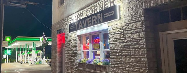 (Downtown, Hermann, MO) Scooter’s 1673rd bar, first visited in 2023. Our train was late arriving in Hermann so we wandered around a bit looking for a place still serving food...