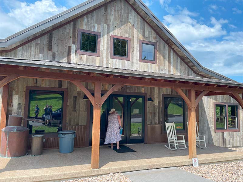 Copper Mule Distillery, Hermann