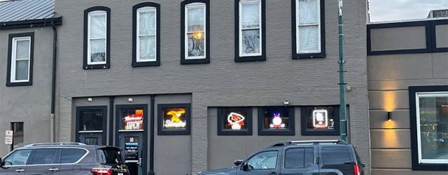 (Downtown, Cape Girardeau, MO) Scooter’s 1726th bar, first visited in 2023. This is a place I’d been wanting to check out for quite some time (close to a decade) but...