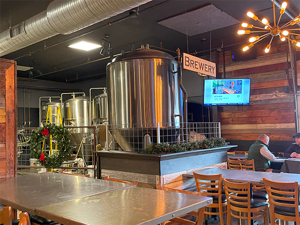 Industry Brewing, Peoria