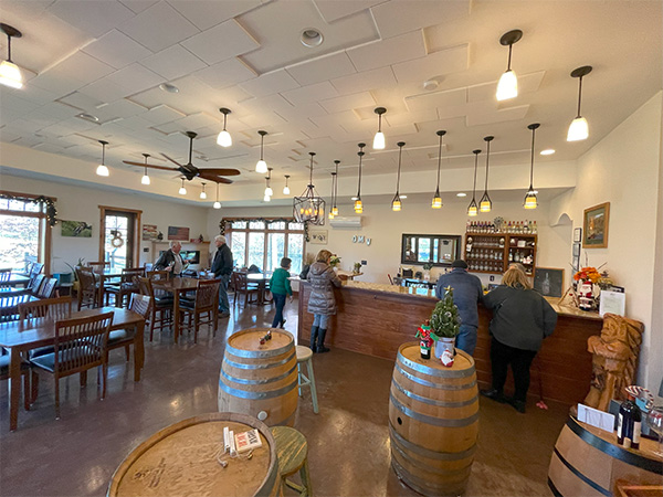 Bent Tree Tasting Room at Old Mill Vineyard, Metamora