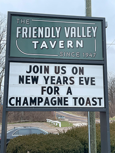 Friendly Valley Tavern, Peoria