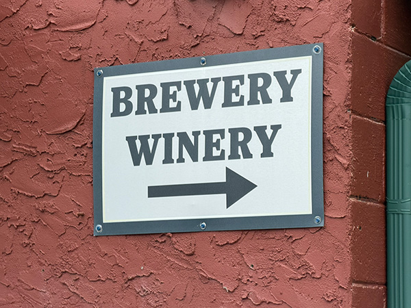 Gary's Brewery & Biergarten / Wandering Oaks Winery, Pensacola