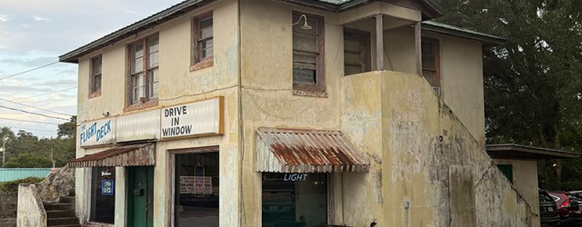 (Pensacola, FL) Scooter’s 1858th bar, first visited in 2025. “Oh, this is PERFECT!” I exclaimed as we pulled into the parking lot. What a majestic thing of beauty. The absolute...