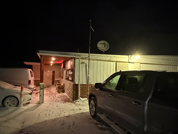 Biff's Bar & Grill, Kinde