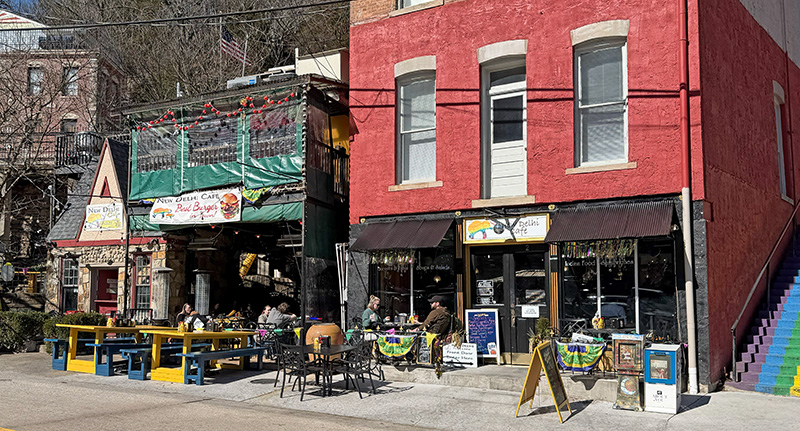 New Delhi Cafe, Eureka Springs